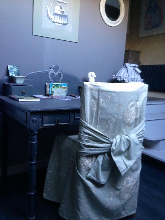 Le Lavoir Bed & Breakfast Châteauroux Oda fotoğraf