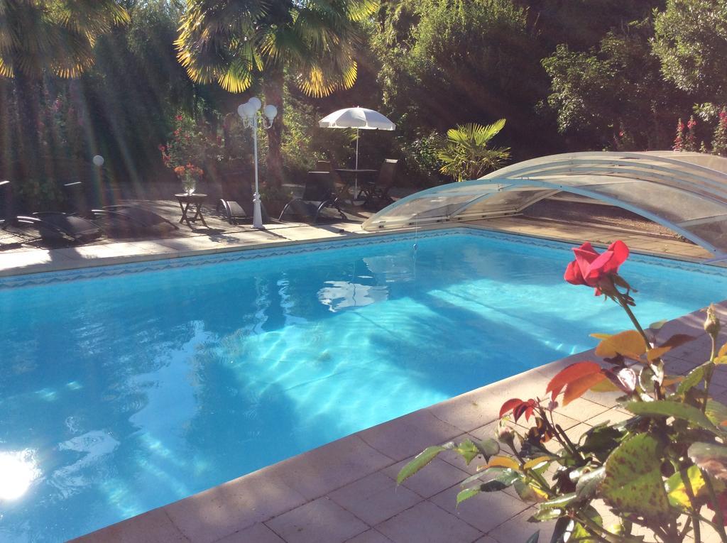 Le Lavoir Bed & Breakfast Châteauroux Dış mekan fotoğraf